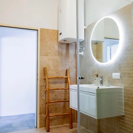 Apartment Helles Luxus Im Zentrum