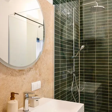 Apartment Helles Luxus Im Zentrum